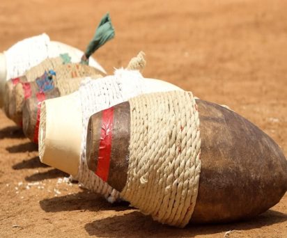 Traditional Sekkor wooden playing object
